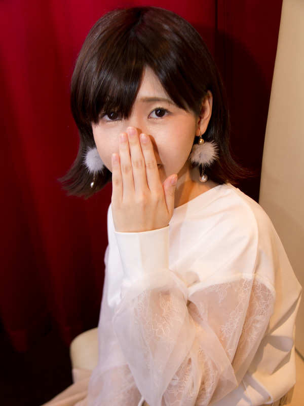 激安ヌキ道楽・新大阪店 みゆう 26歳 T：154cm　B：84(D)　W：55　H：83
